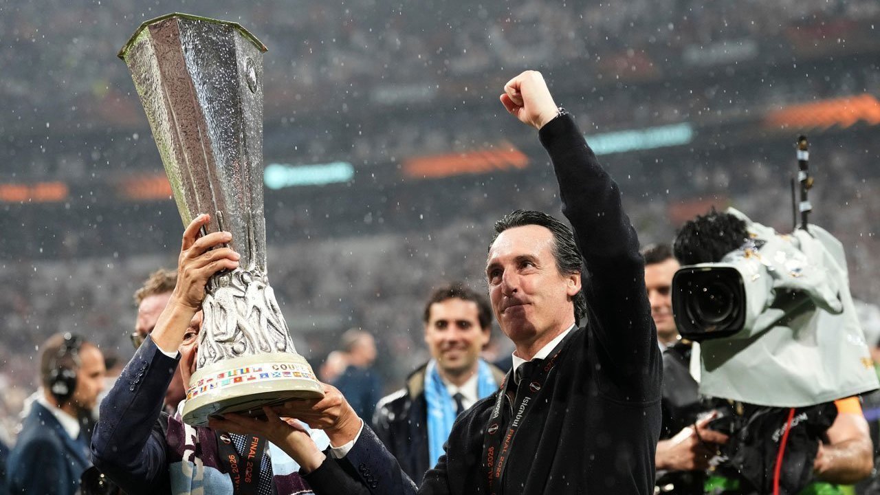 Kekaisaran Lima Bintang Unai Emery: Sihir Magis, Malam Sempurna di Istanbul, dan Kebangkitan Sejarah 44 Tahun Aston Villa