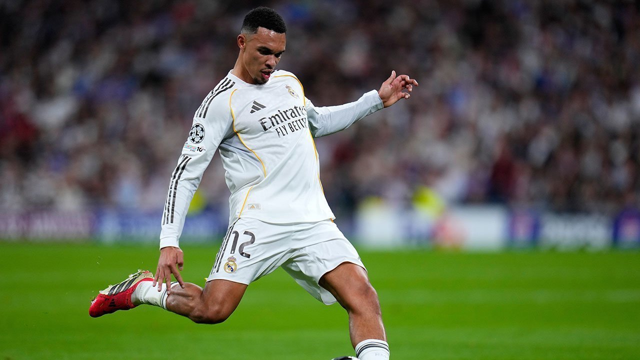 Mengurai Rumor Transfer Trent Alexander-Arnold ke Arsenal: Solusi Kreativitas atau Perjudian Taktis?
