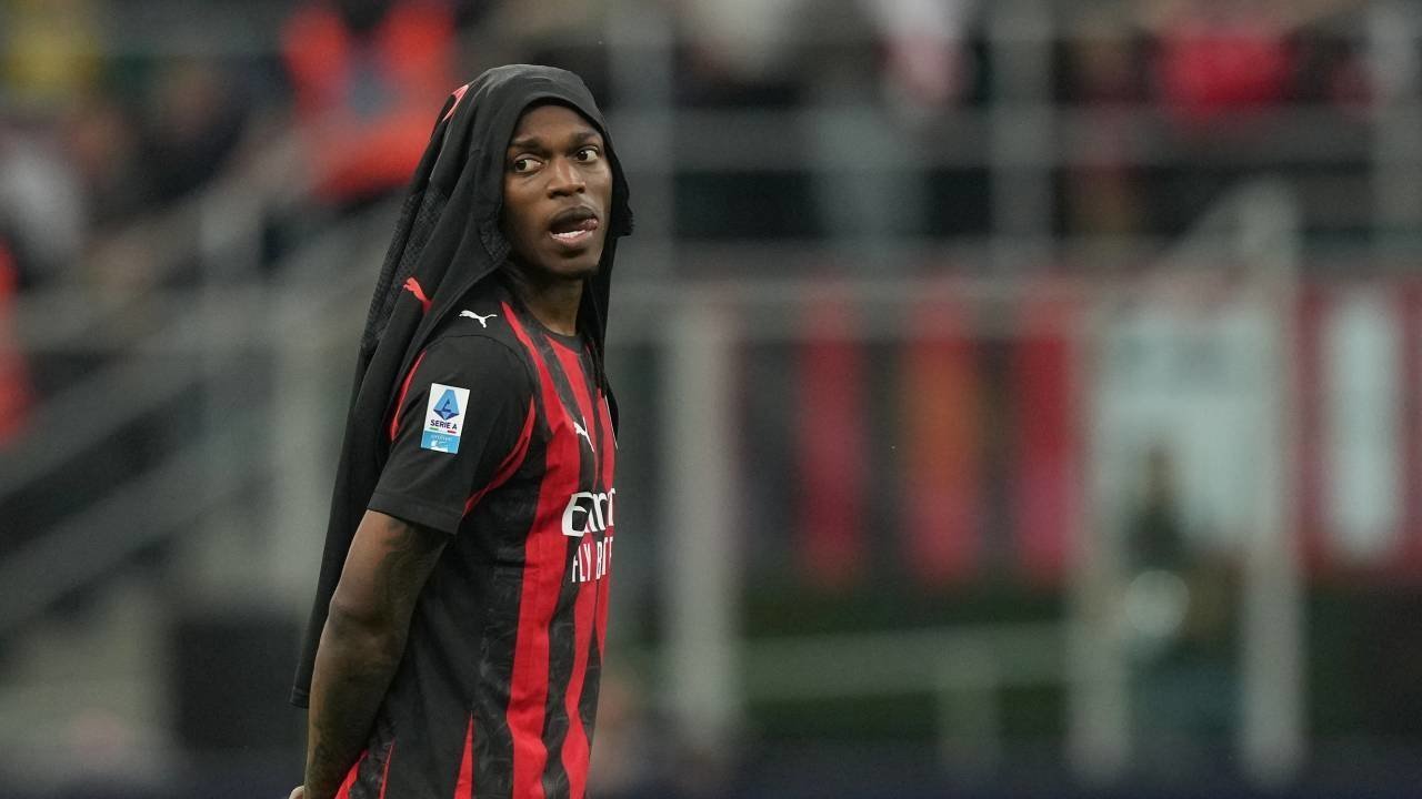 Dilema San Siro: Menakar Ambisi Besar Rafael Leao dan Analisis Realistis Fabrizio Romano Terkait Kode Keras ke Manchester United