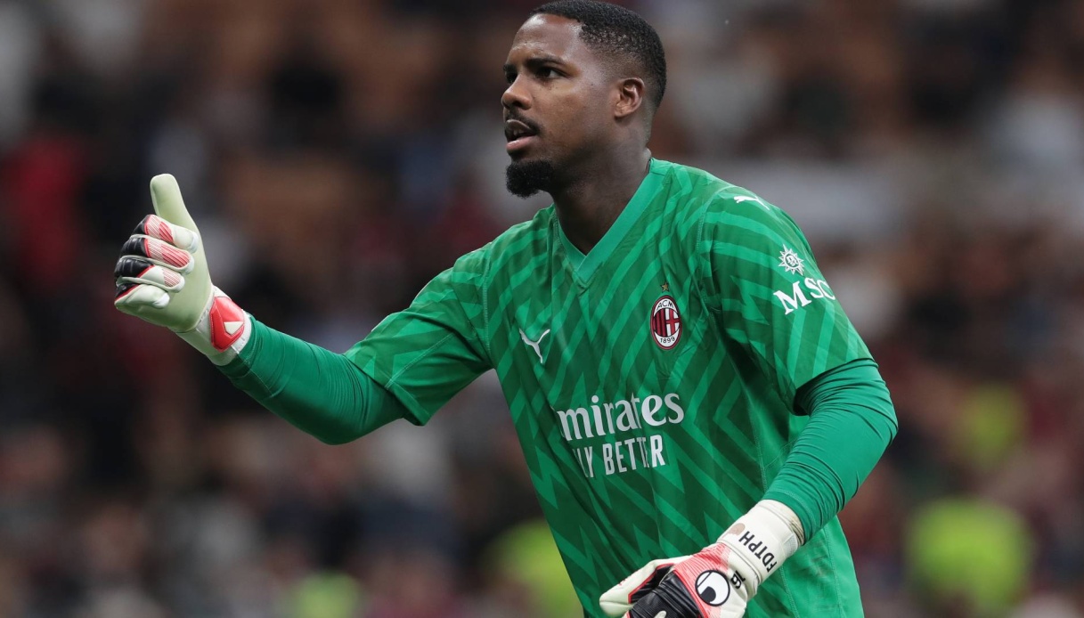 Memanfaatkan Badai di San Siro: Chelsea Siap Bajak Mike Maignan dari AC Milan